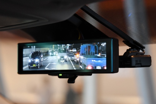 図1 「インテリジェントルームミラー」の3代目を2020年投入へ