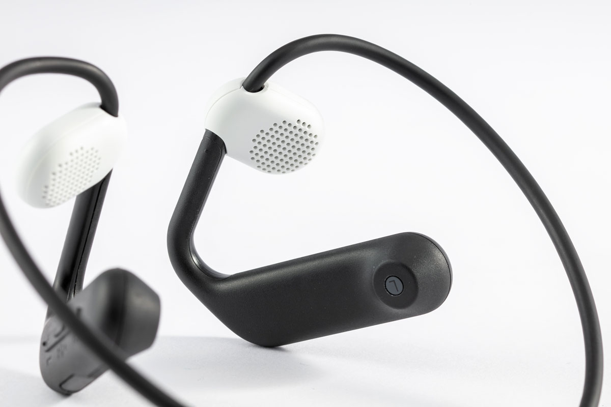 ノイキャンとも骨伝導とも違う塞がないイヤホン、ソニー「Float