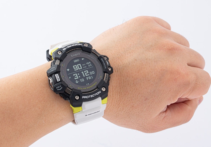 新型コロナでの運動不足を解消できるか カシオg Shock Gbd H1000 を試す 日経クロステック Xtech