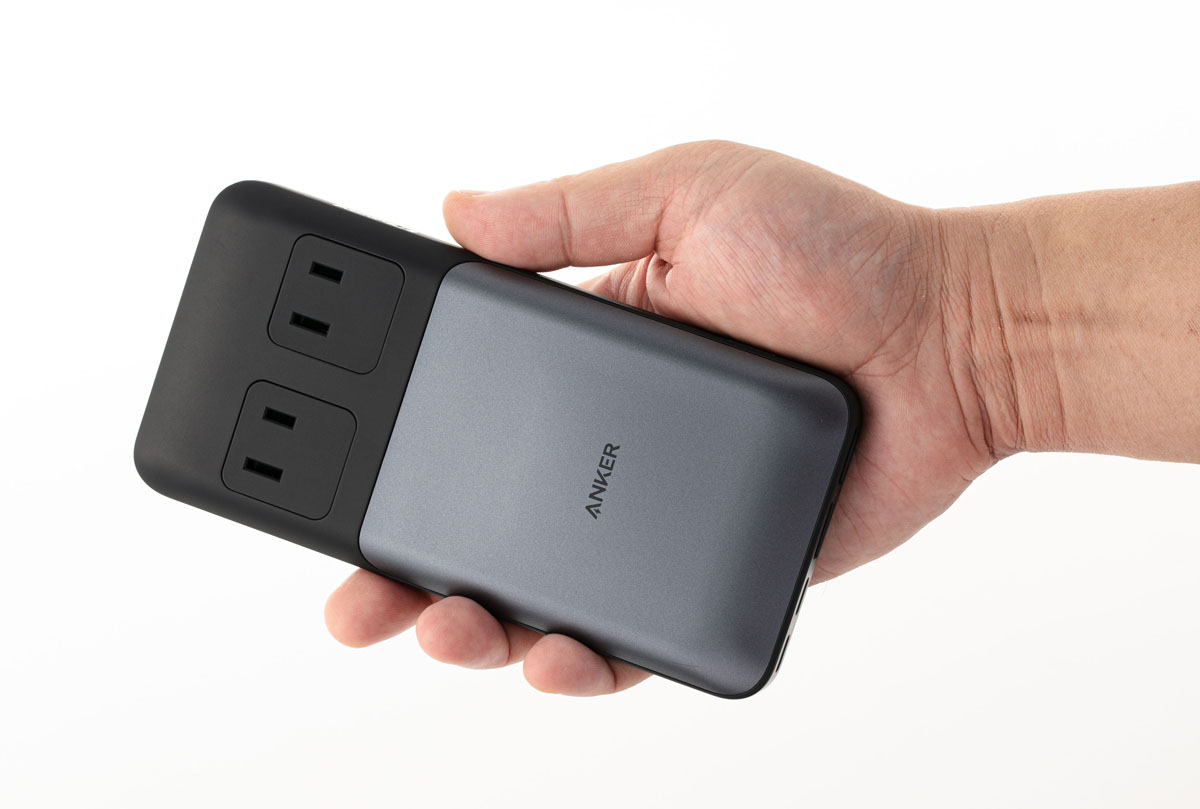 USBケーブルで机がごちゃごちゃ、電源タップ「Anker 727」は整理に