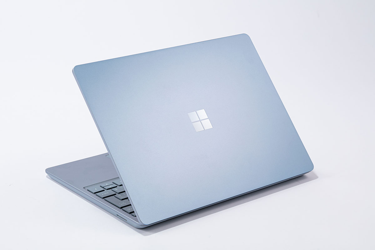12 4型モバイルノート Surface Laptop Go は在宅勤務で使えるか 日経クロステック Xtech