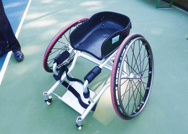 競技用車いす に中小ものづくり結集 Cfrpで軽く 選手 全然使えない 日経クロステック Xtech 競技用車いす に中小ものづくり結集 Cfrpで軽く 選手 全然使えない 日経クロステック Xtech