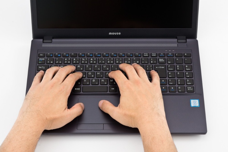 選択を誤ると作業効率が悪化 実は超重要なノートパソコンのキーボード選び 日経クロステック Xtech 選択を誤ると作業効率が悪化 実は超重要なノートパソコンのキーボード選び 日経クロステック Xtech