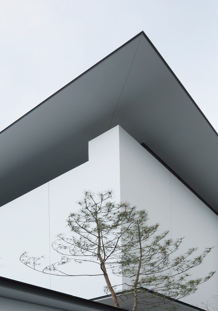 竹中工務店のディテール 軒や庇で都市と建築のスケールをつなぐ、竹中工務店・米津正臣氏の設計