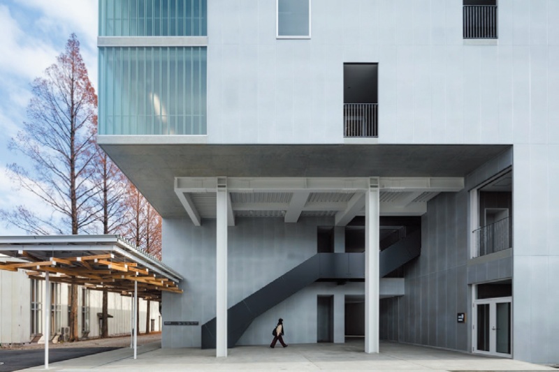 学内全体を木屋根でリノベーション 余白 生かして居場所をつくる 日経クロステック Xtech 学内全体を木屋根でリノベーション 余白 生かして居場所をつくる 日経クロステック Xtech