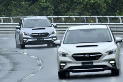 SUBARU(スバル)の新型ステーションワゴン「レヴォーグ」(出所:スバル)