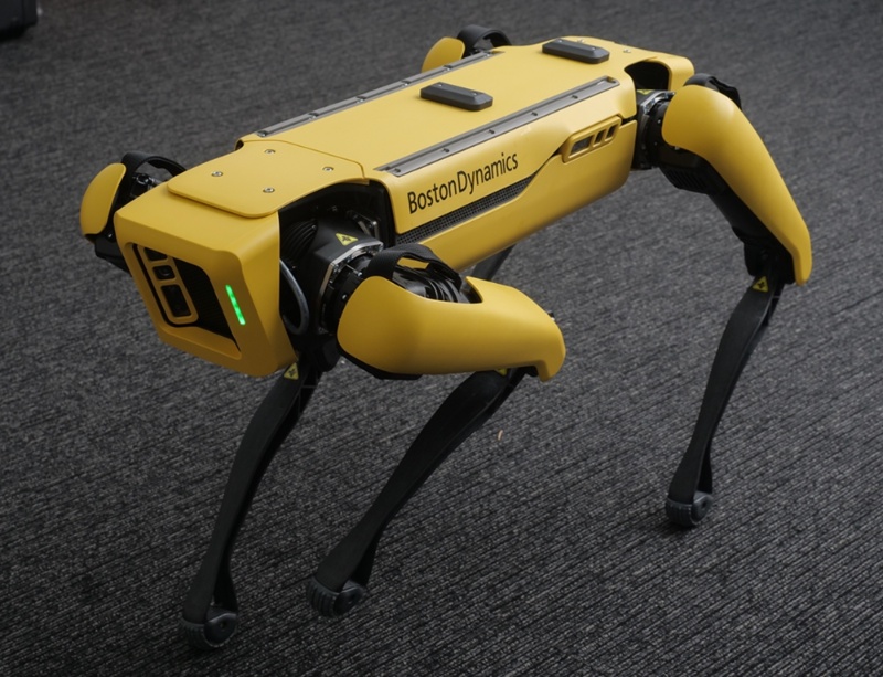 黄色い クロ がやってきた 4脚ロボ Spot 分析計画始動 日経クロステック Xtech 黄色い クロ がやってきた 4脚ロボ Spot 分析計画始動 日経クロステック Xtech
