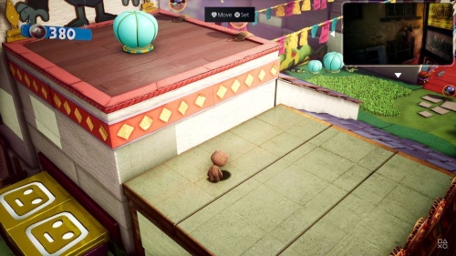 ゲームプレー中に、他のユーザーのゲームプレーの様子を映した動画を、「ピクチャー・イン・ピクチャー」で一緒に表示できる。この画面では右上に表示している