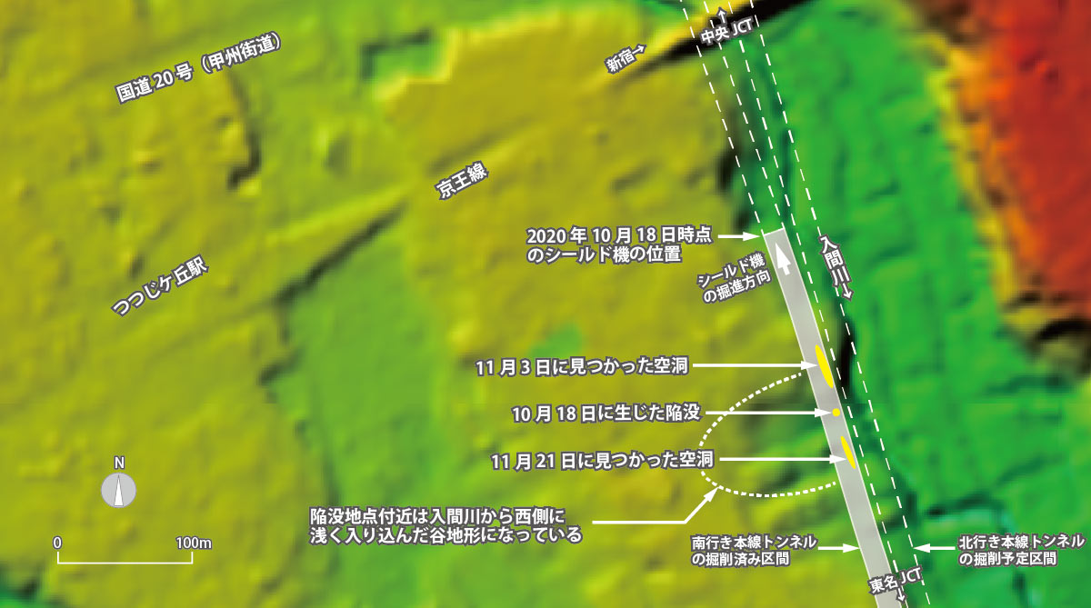 国土地理院の色別標高図に、今回の陥没や空洞が見つかった地点を重ねる。陥没地点は段丘面周辺の緩斜面における小規模な集水域の最下流部に当たる。東日本高速道路会社の資料を基に日経クロステックが作成（資料：国土地理院）