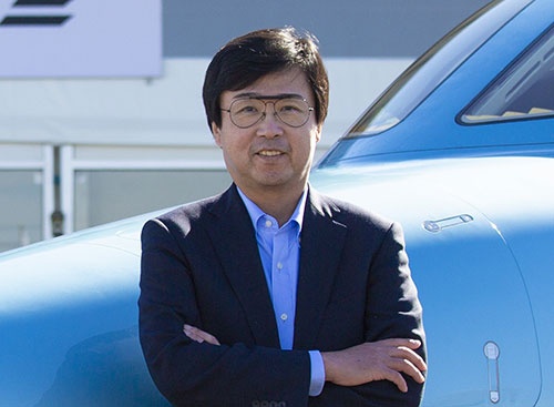 <span class="fontBold">藤野 道格(ふじの・みちまさ)</span><br />ホンダ エアクラフト カンパニー社長兼CEO。1960年生まれ。84年に東京大学工学部航空学科卒業後、ホンダ入社。航空機の開発に関わり、「HondaJet」の設計・開発責任者。2006年から現職。「Aircraft Design Award」(米国航空宇宙学会)、「ケリー・ジョンソン賞」(SAEインターナショナル)、「ジューコフスキー賞」(国際航空科学会議)を受賞。