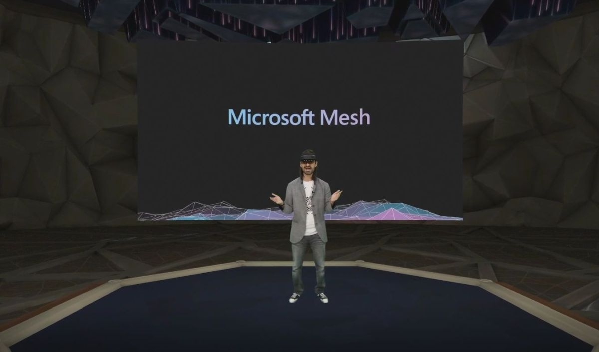 Microsoft MeshについてソーシャルVRサービス基盤「AltspaceVR」内で語るKipman氏 （出所：Microsoft）