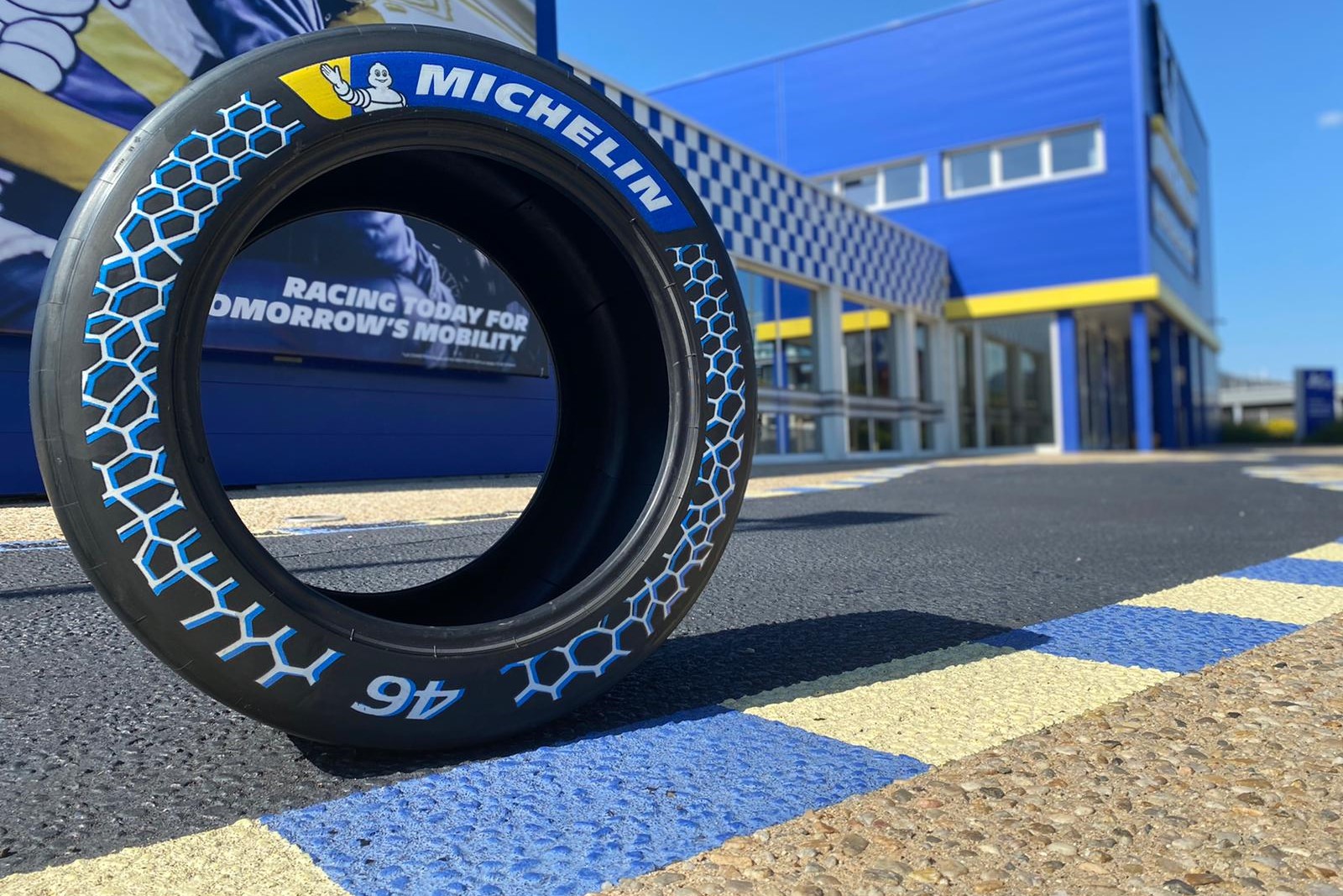 Michelinが開発した持続可能な材料比率を46％まで高めたレース用タイヤ （出所：Michelin）