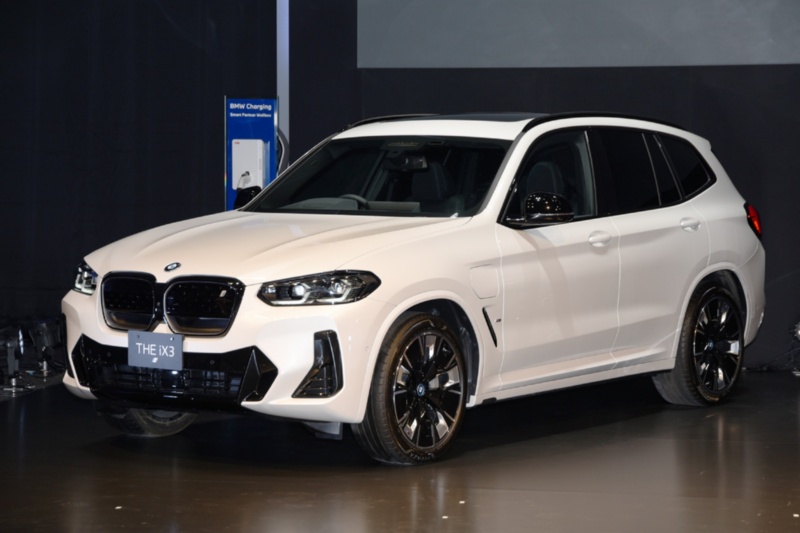 Bmwがevを2車種同時投入 Ix と Ix3 中身は 別物 日経クロステック Xtech Bmwがevを2車種同時投入 Ix と Ix3 中身は 別物 日経クロステック Xtech