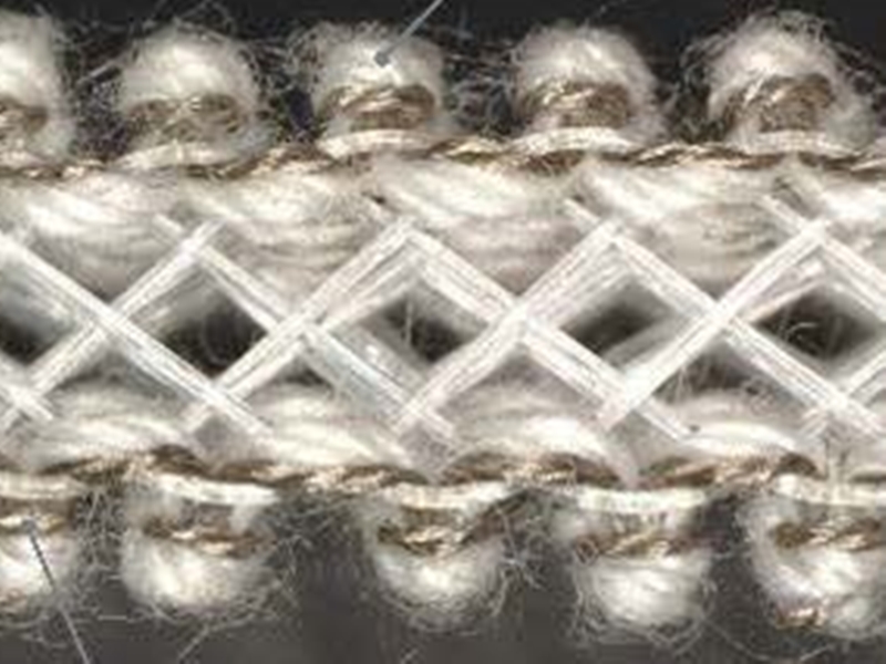 切る・縫う可能な織物型圧力センサー、京都工繊大が糸で実現 | 日経