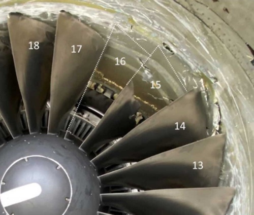 ファンブレードが破断した左側エンジン