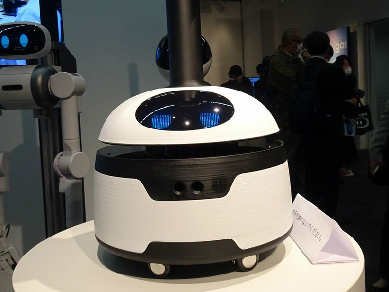 PALRO富士通コミュニケーションロボット Amazon.co.jp | 富士ソフト PALRO(パルロ) ギフト向けモデル