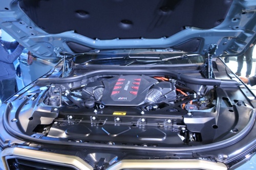 エンジンルーム内の様子