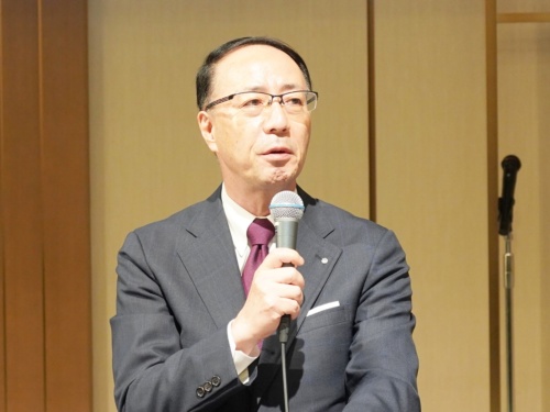 今後3年間の成長戦略を語る積水化学工業社長の加藤敬太氏