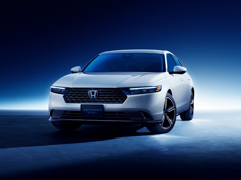 ホンダの新型「アコード」、Honda SENSING 360を初搭載 | 日経クロス