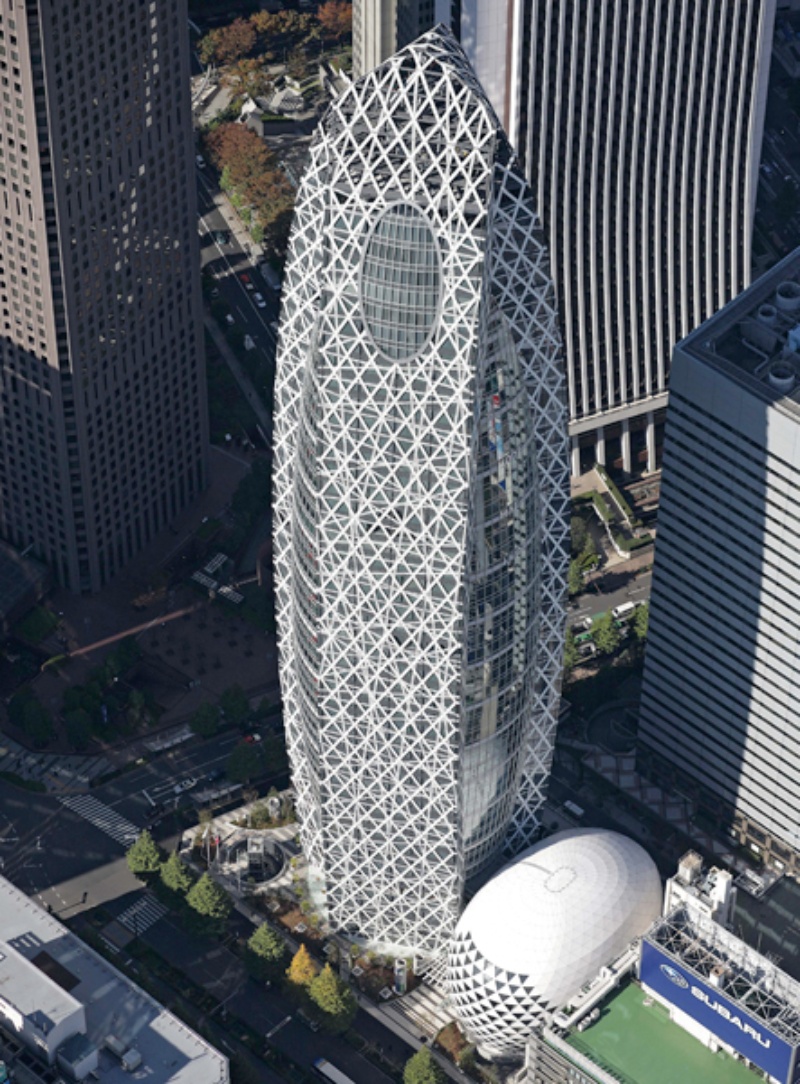 3層吹き抜けの 校庭 を内包した立体キャンパス 日経クロステック Xtech 3層吹き抜けの 校庭 を内包した立体キャンパス 日経クロステック Xtech