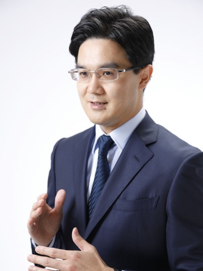 深尾三四郎氏