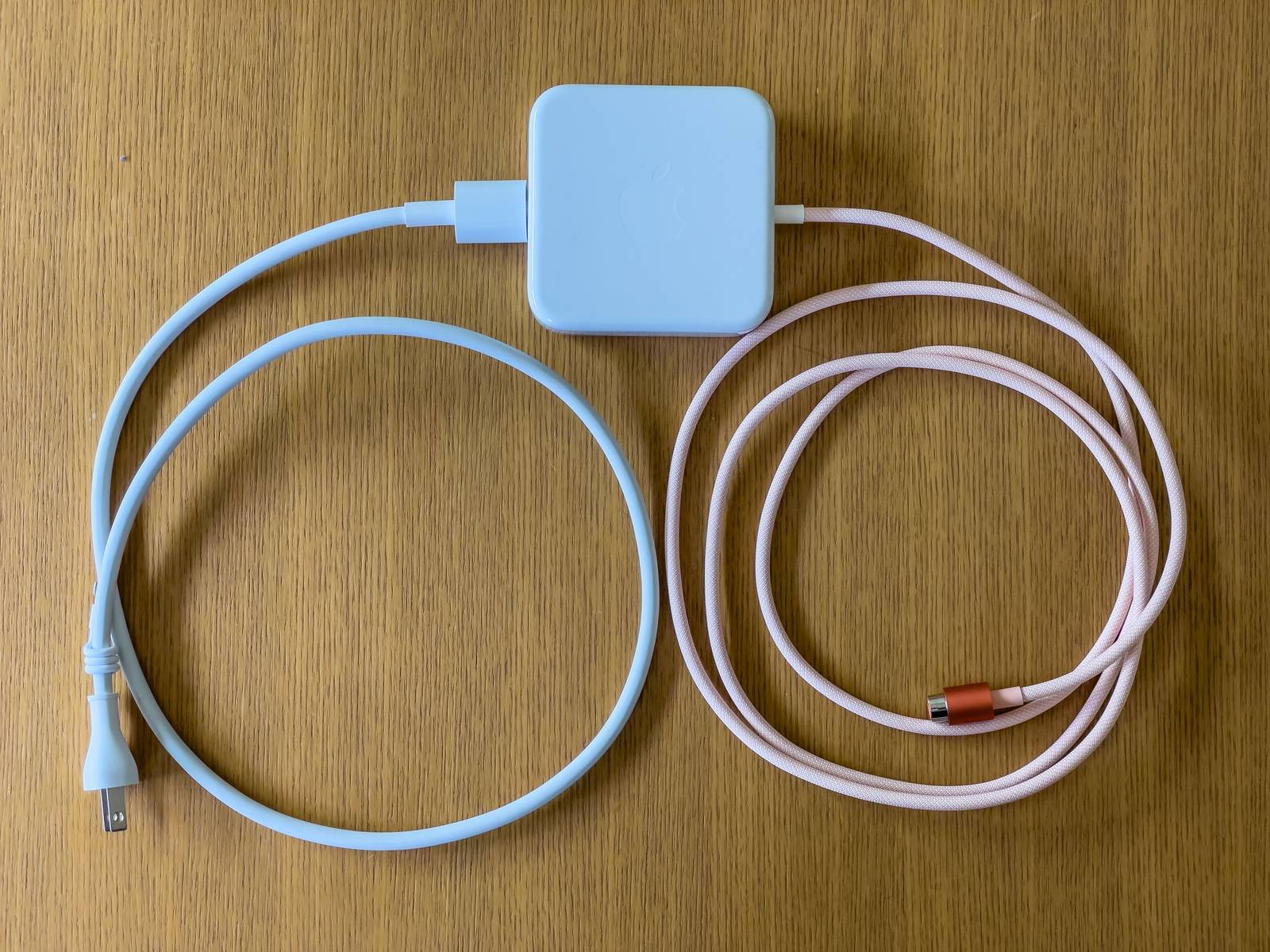 新設計のカラフルなきょう体でM1チップの能力を引き出す24インチiMac