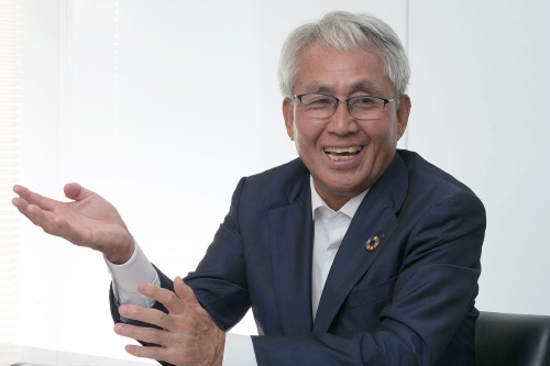 清水建設 土木総本部 顧問の河田孝志氏(右)