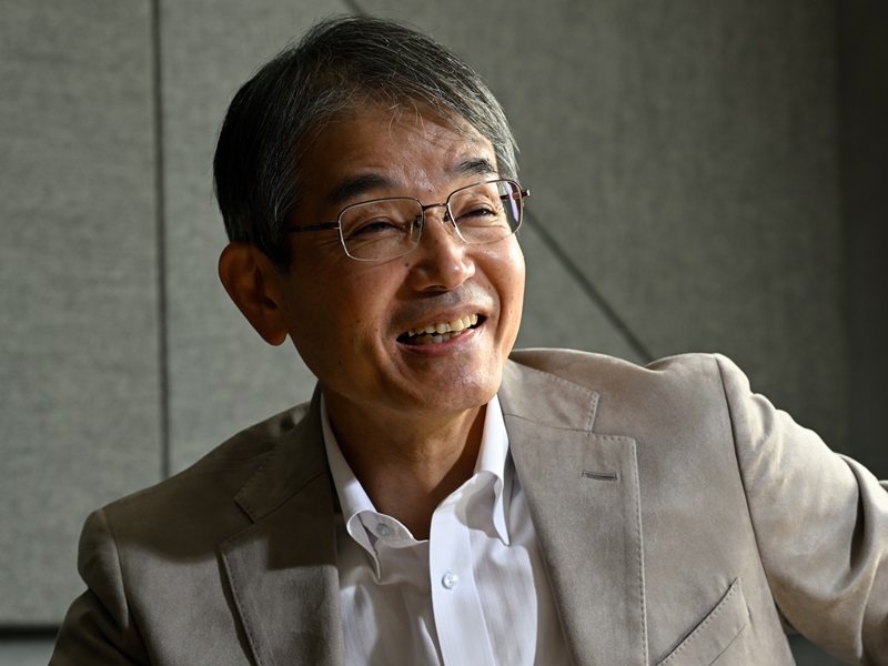 ソニーのデジカメ、初の大ヒットはちょっと意外なあのカメラ～元副会長石塚氏に聞く