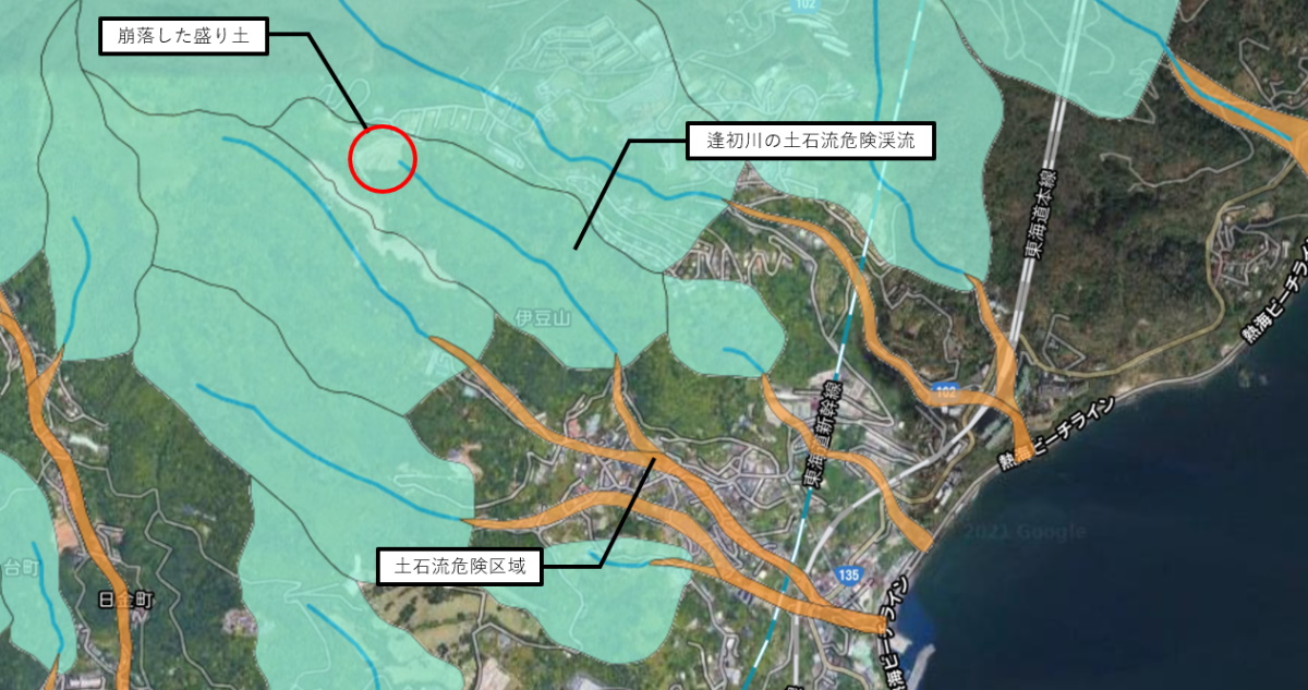 静岡県熱海市伊豆山地区付近の土砂災害危険箇所。土石流危険渓流と土石流の発生の危険がある土石流危険区域を表示（資料：静岡県GIS）