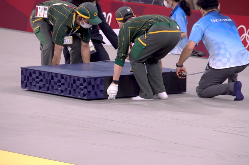 五輪史上初の リサイクルプラスチック表彰台 は3dプリンター活用で98台量産 日経クロステック Xtech 五輪史上初の リサイクルプラスチック表彰台 は3dプリンター活用で98台量産 日経クロステック Xtech