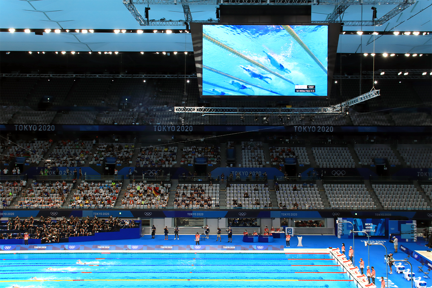 東京アクアティクスセンターのメインプール。五輪競泳時（21年7月24日撮影）（写真：日経クロステック）