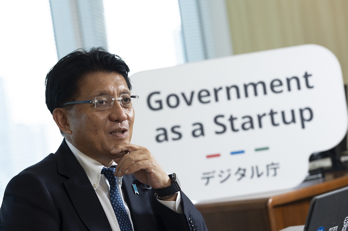 平井卓也デジタル相