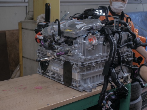 図4 補器類を取り外して現れたFCスタック部