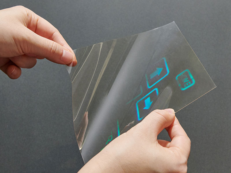 大日本印刷、ホログラムで空中ディスプレー風　安価に実現