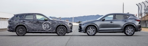図1 CX-60(左)とCX-5