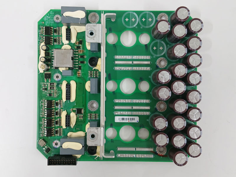 メリハリの部品選びで超低コスト、中国50万円EVのインバーター