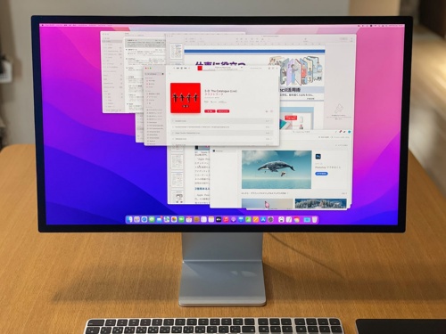 Studio Displayは、解像度5120×2880ピクセルの27インチディスプレー。税別19万9800円から
