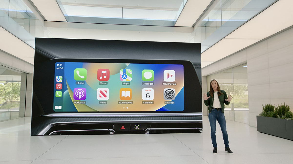 次世代CarPlayは、アップルカー登場の布石なのか。それともインフォテインメントを提供するだけにとどまるのか