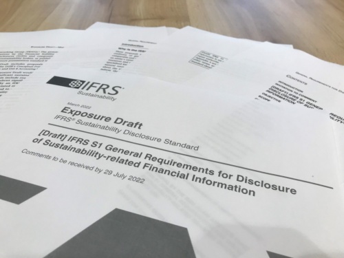 英IFRS財団は非財務情報の開示基準を記した草案を公開した