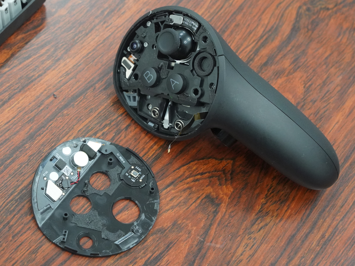 Meta Quest Pro分解、コスト度外視で「やりたい放題」な本体設計（3