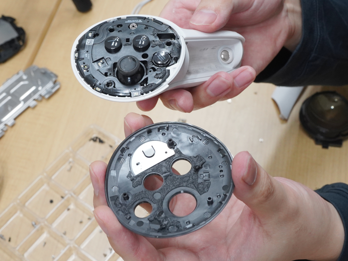 小さく“スッキリ”したMeta Quest 3の基板、内部に試行錯誤の痕跡