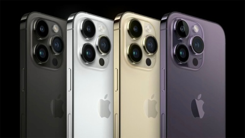 4色カラーで登場したiPhone 14 Pro。新色のディープパープルは新鮮な印象