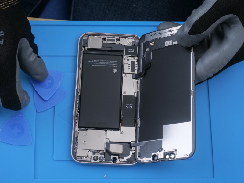 がらりと変わったiphone 14の内部構造 修理する権利 を意識か 日経クロステック Xtech がらりと変わったiphone 14の内部構造 修理する権利 を意識か 日経クロステック Xtech