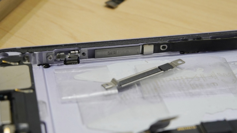 米国版iphone 14調査 ミリ波アンテナの形状は 消えたsimスロットは 日経クロステック Xtech 米国版iphone 14調査 ミリ波アンテナの形状は 消えたsimスロットは 日経クロステック Xtech