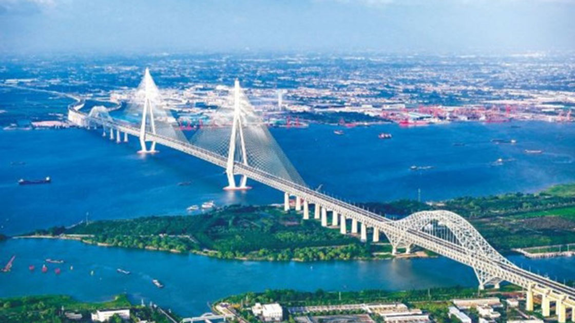 中国南西部 世界最高の大橋が運用開始 | 日経クロステック（xTECH）