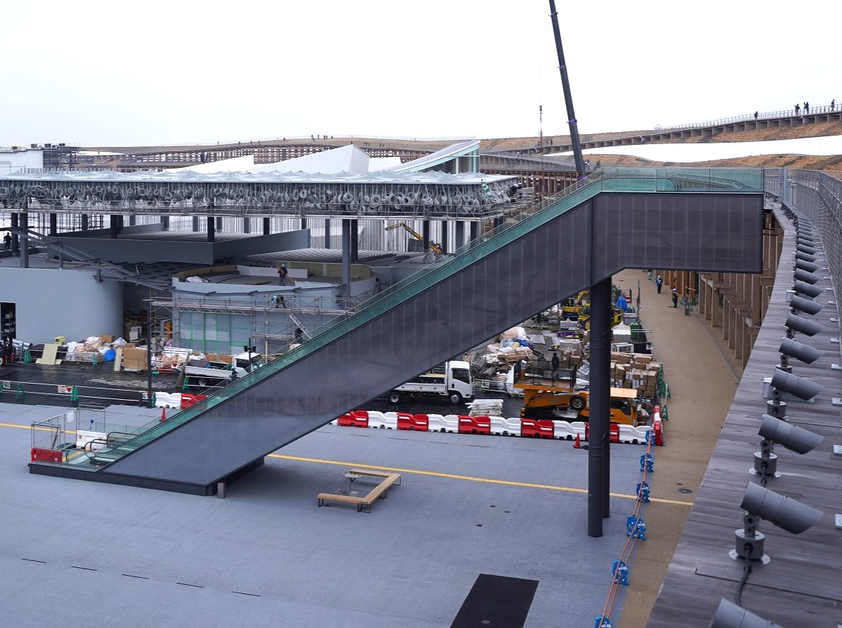 大阪・関西万博の大屋根リングが完成、世界最大の木造建築物として