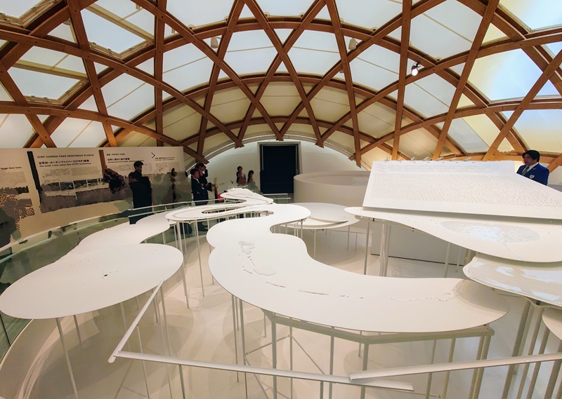 万博に世界初のCFRP構造ドーム建築、坂茂氏が設計した「BLUE OCEAN