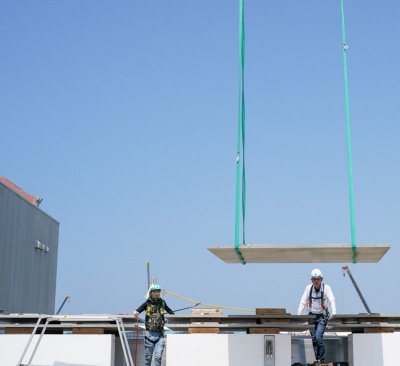 HPCの取り付け工事の様子(写真:近藤 大介)