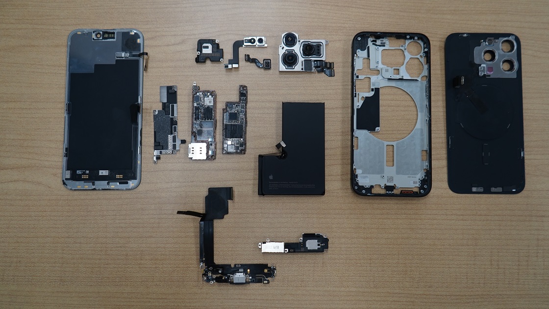 iPhone 15／Pro／Pro Max徹底分解 | 日経クロステック（xTECH）