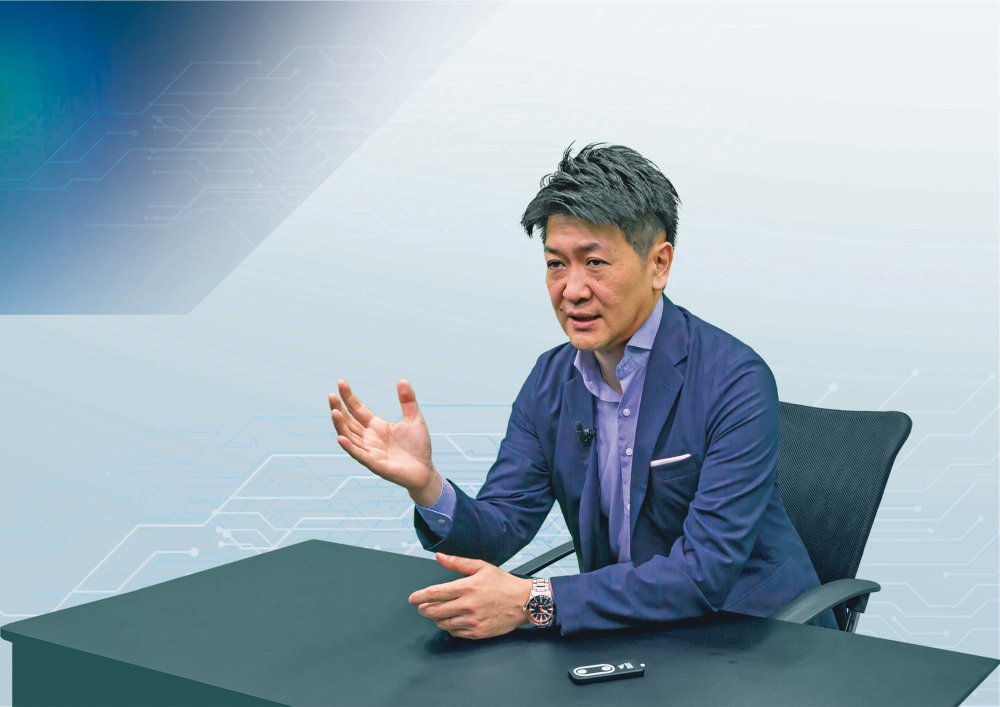 日経ビジネス20210913 2368382_l.jpg